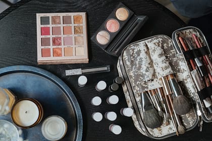 make-up